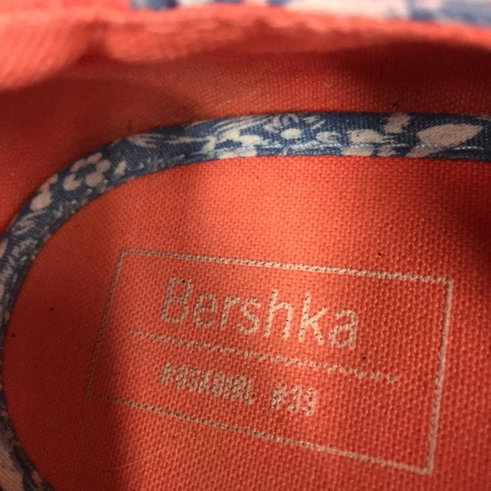 Bershka Floral Canvas‎ Sneakers Coral Blue Lace Up Low Top EU 39 2907/031/202